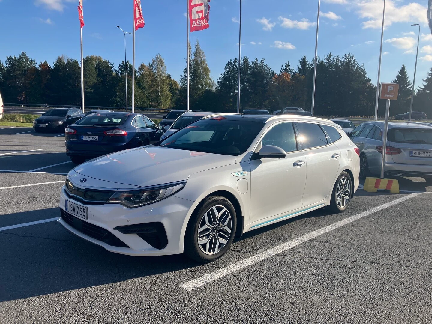 Car Image - 4t7oSx0dy6LDXJF2Zg41ff
