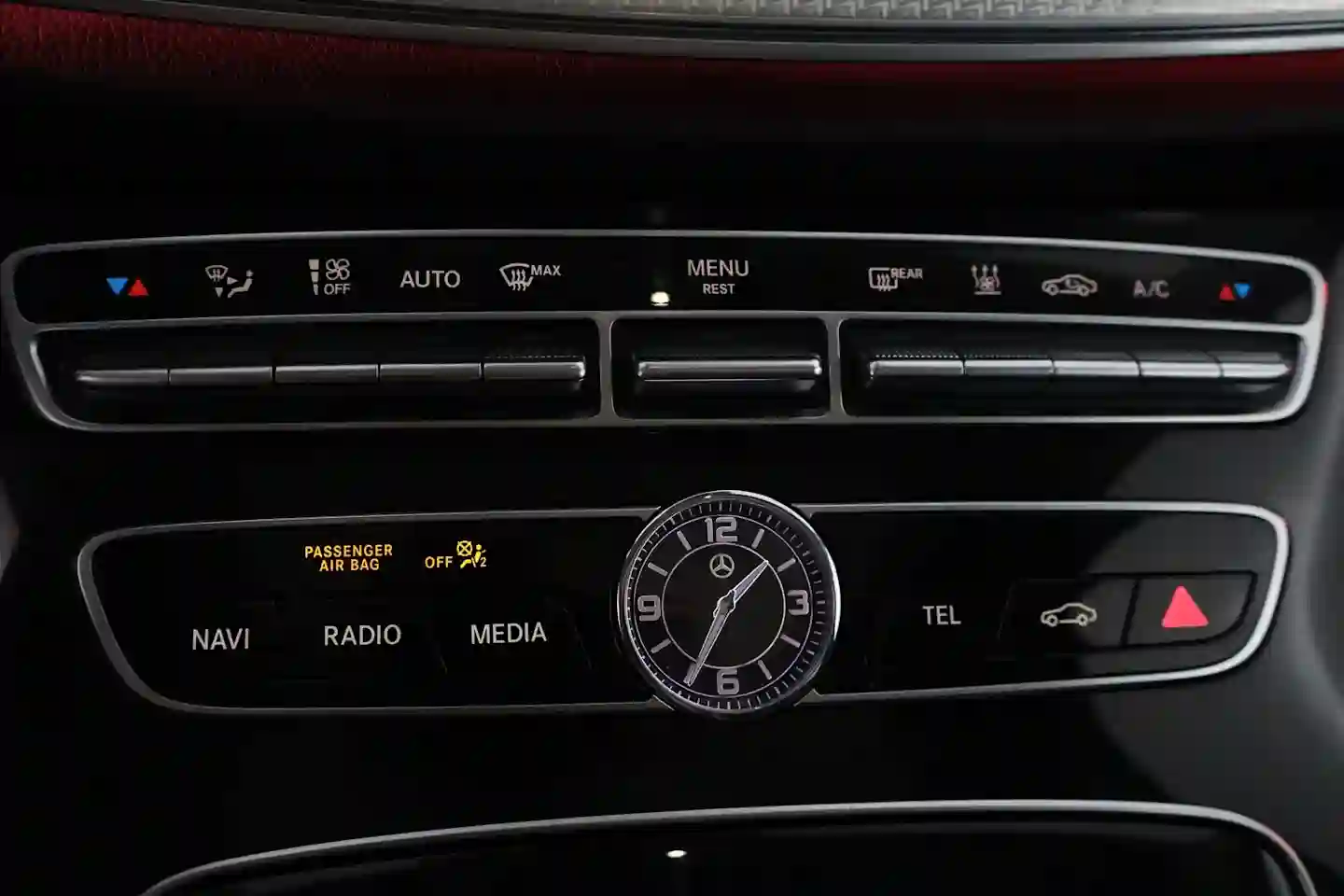 Car Image - 5BMAkzcYoec3y307NCVkXt