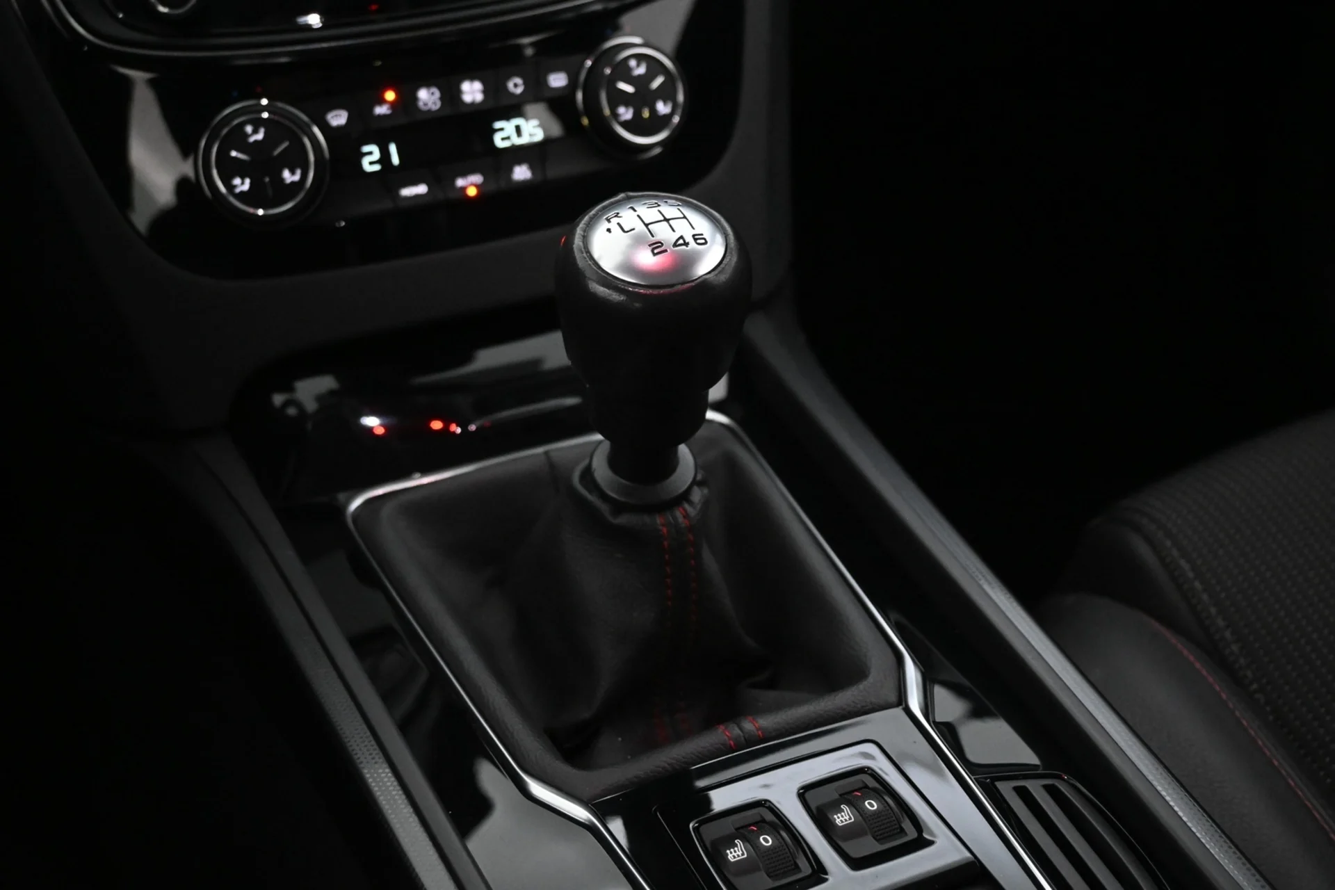 Car Image - 45DTvoiAGSA20WS12nNClK