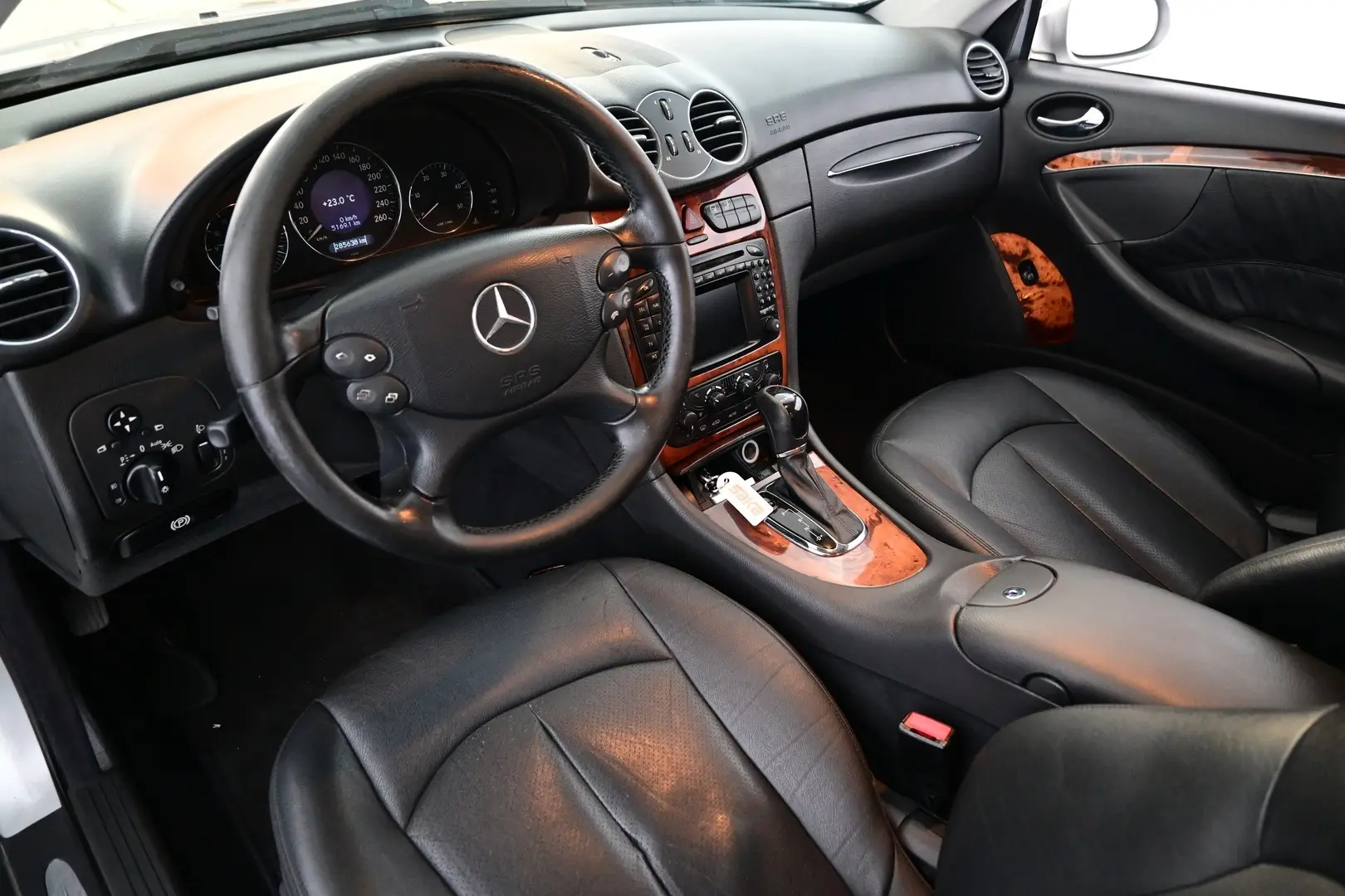 Car Image - 23r0F7Jex2juHkGOGIsB18