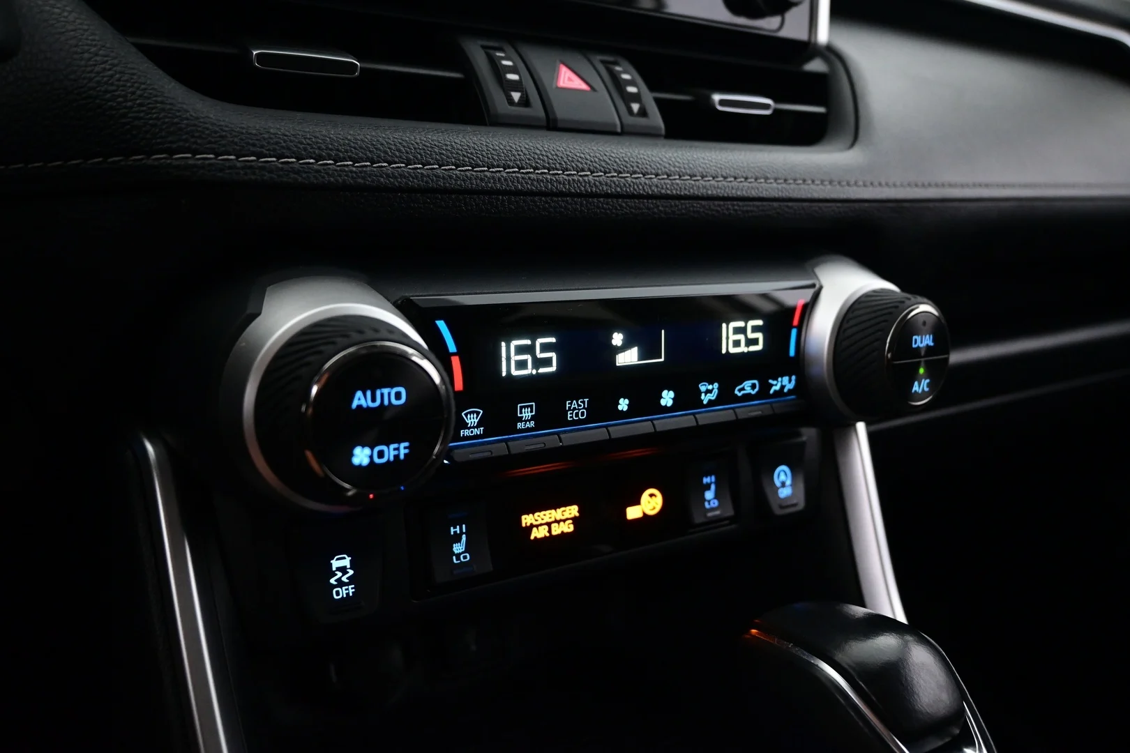 Car Image - 44WHPdwxqqxEqjkYHNI6BO