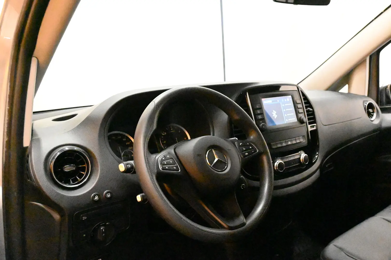 Car Image - 6e12SwmDnWu769yUGCYequ