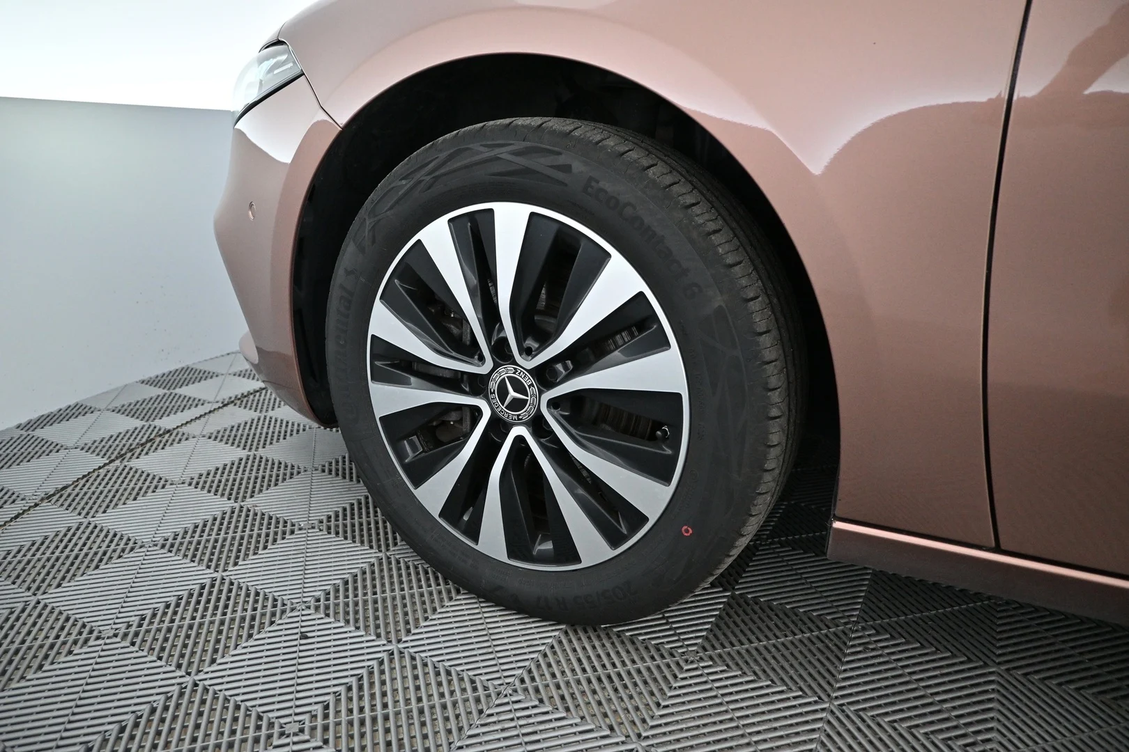 Car Image - 2TjrwrtdmXWq2lDrFkKNbJ