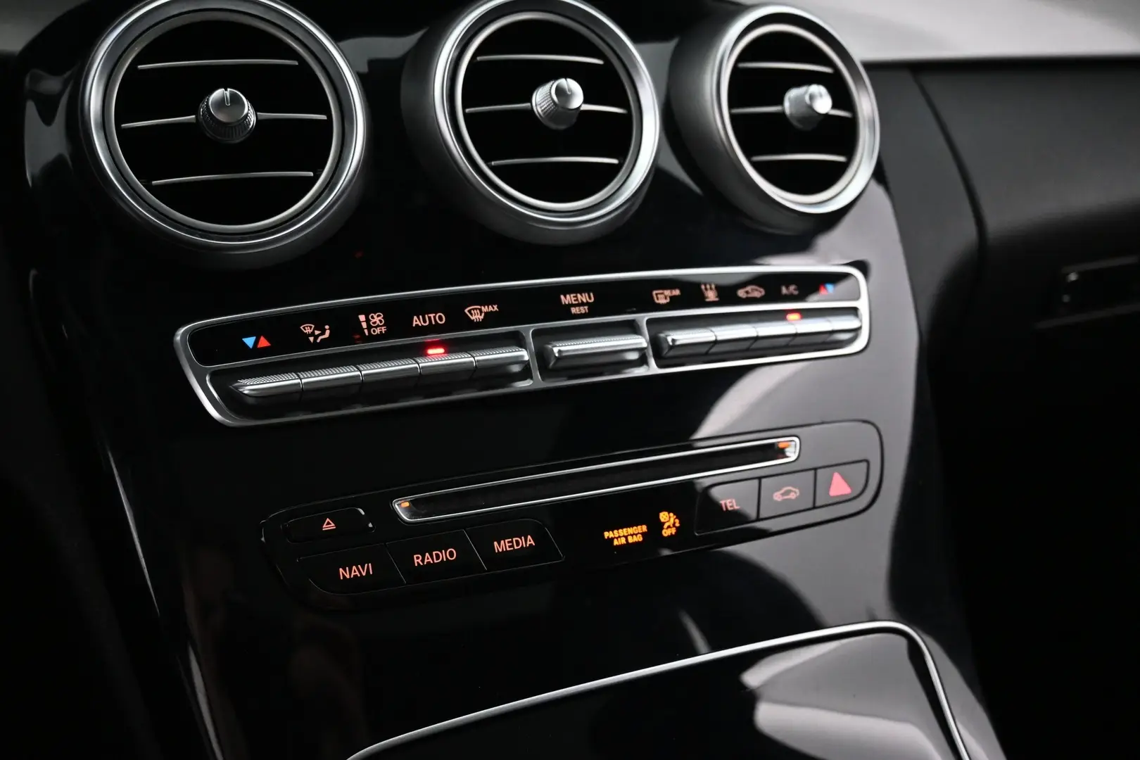 Car Image - 7dHGid6Zq1DvDHPy2uqlW5