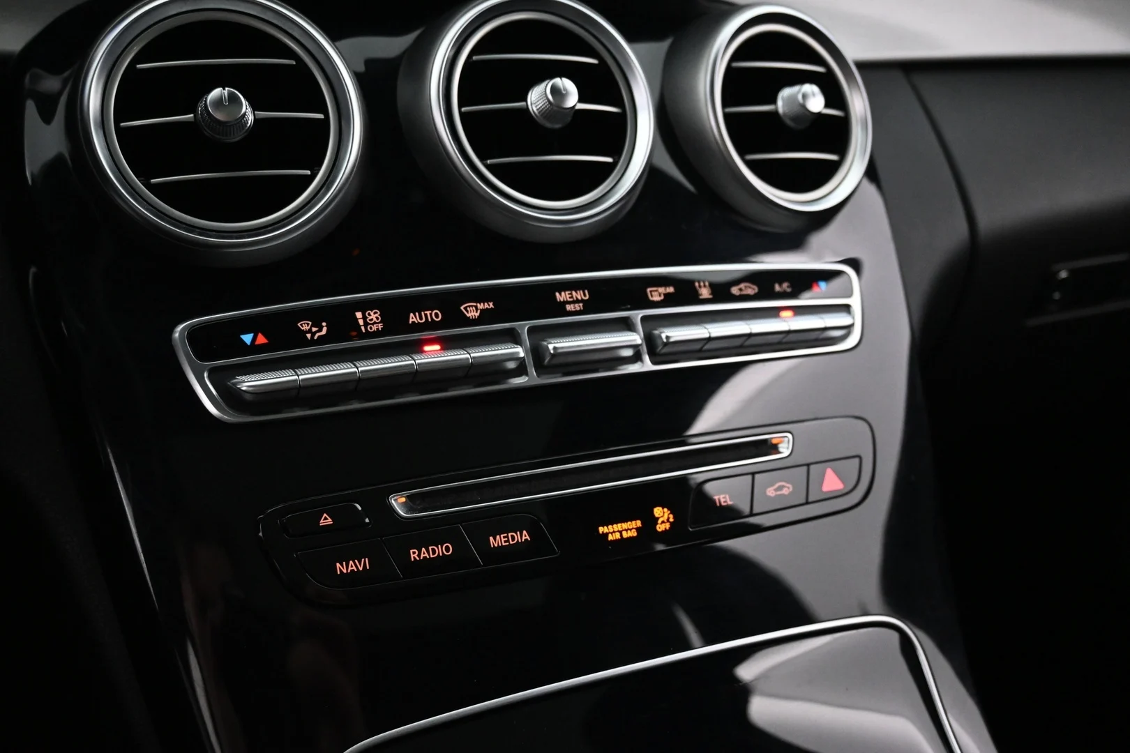 Car Image - 7dHGid6Zq1DvDHPy2uqlW5