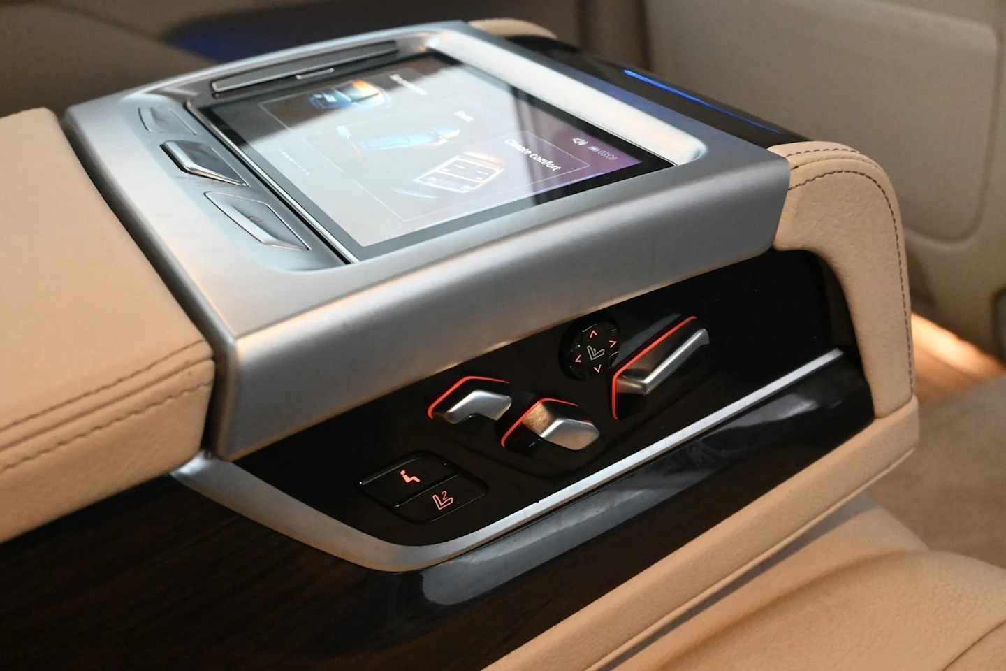 Car Image - 6uDH7wR1A9ap3JaIcrzhWQ