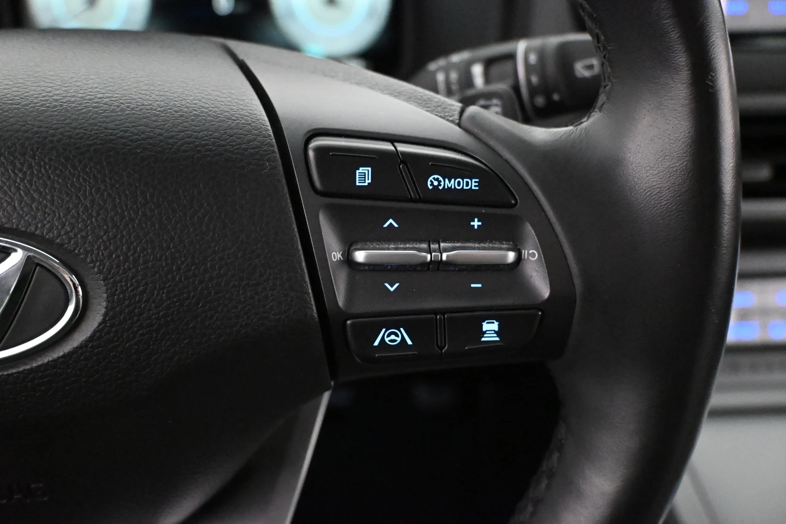 Car Image - 4eG9CVeGkEkZfXiSs9JIp6