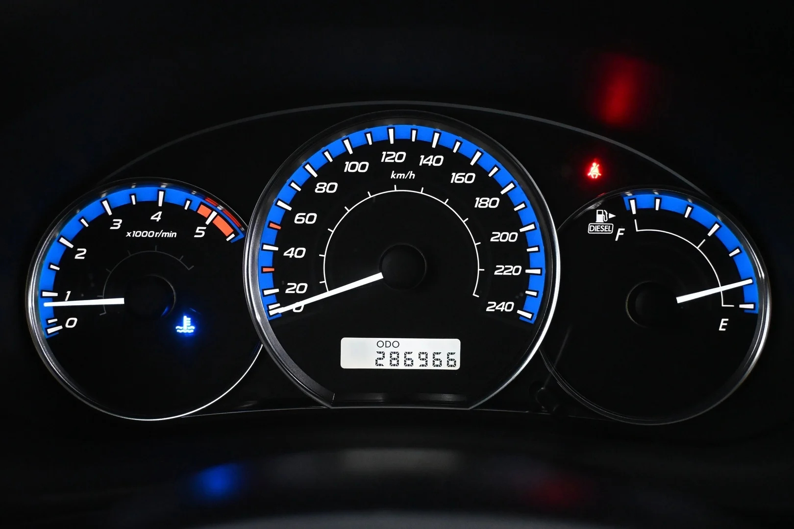 Car Image - Ka4eQhYhxUt00tCb7ZRjV