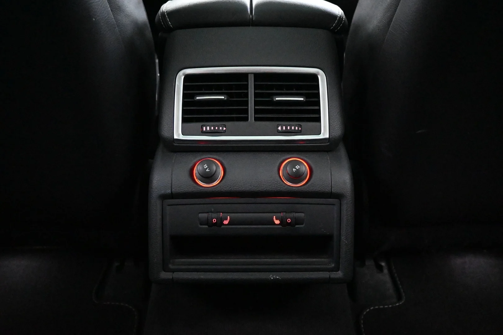 Car Image - 36KJjv3ftI16k4BrkRz7dI