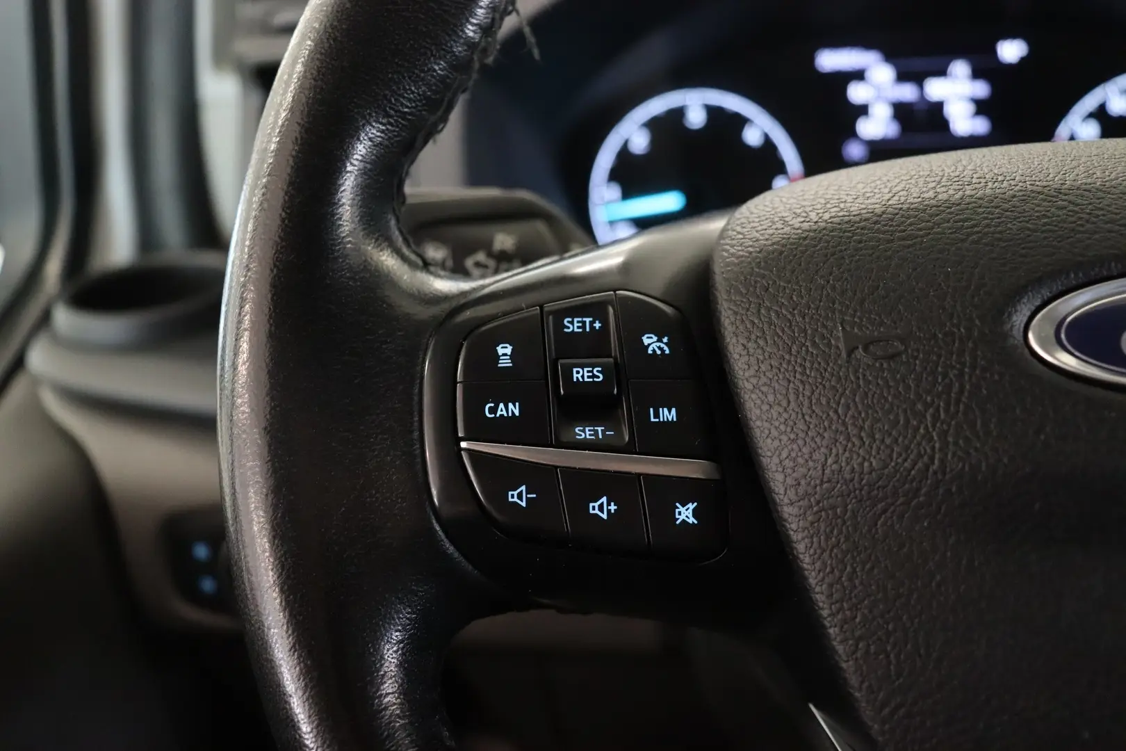 Car Image - 5P5tDsxSnjLXmmbScIv4Lg