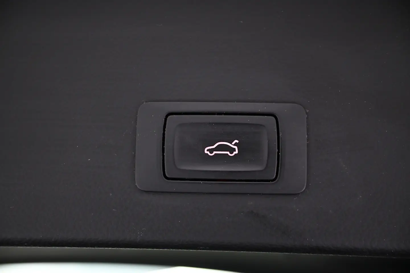Car Image - 1cnrSrhVEflOorpfUtQqtZ