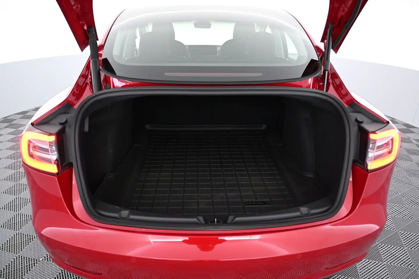 Car Image - 3fhjw6gEhOTCKIVVtUwkYB