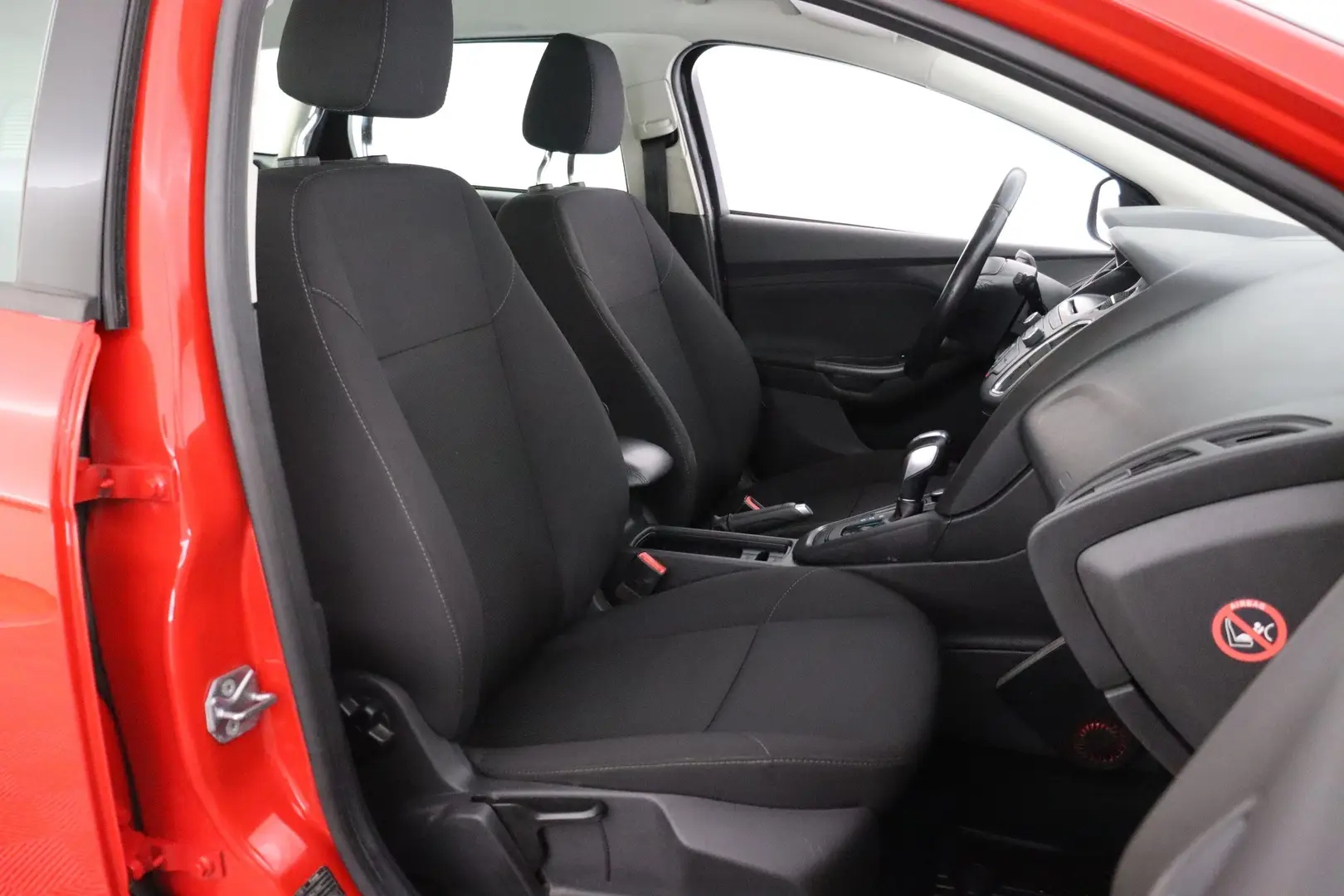 Car Image - 5uVvBLZEB2fQMTcTjwsfOo