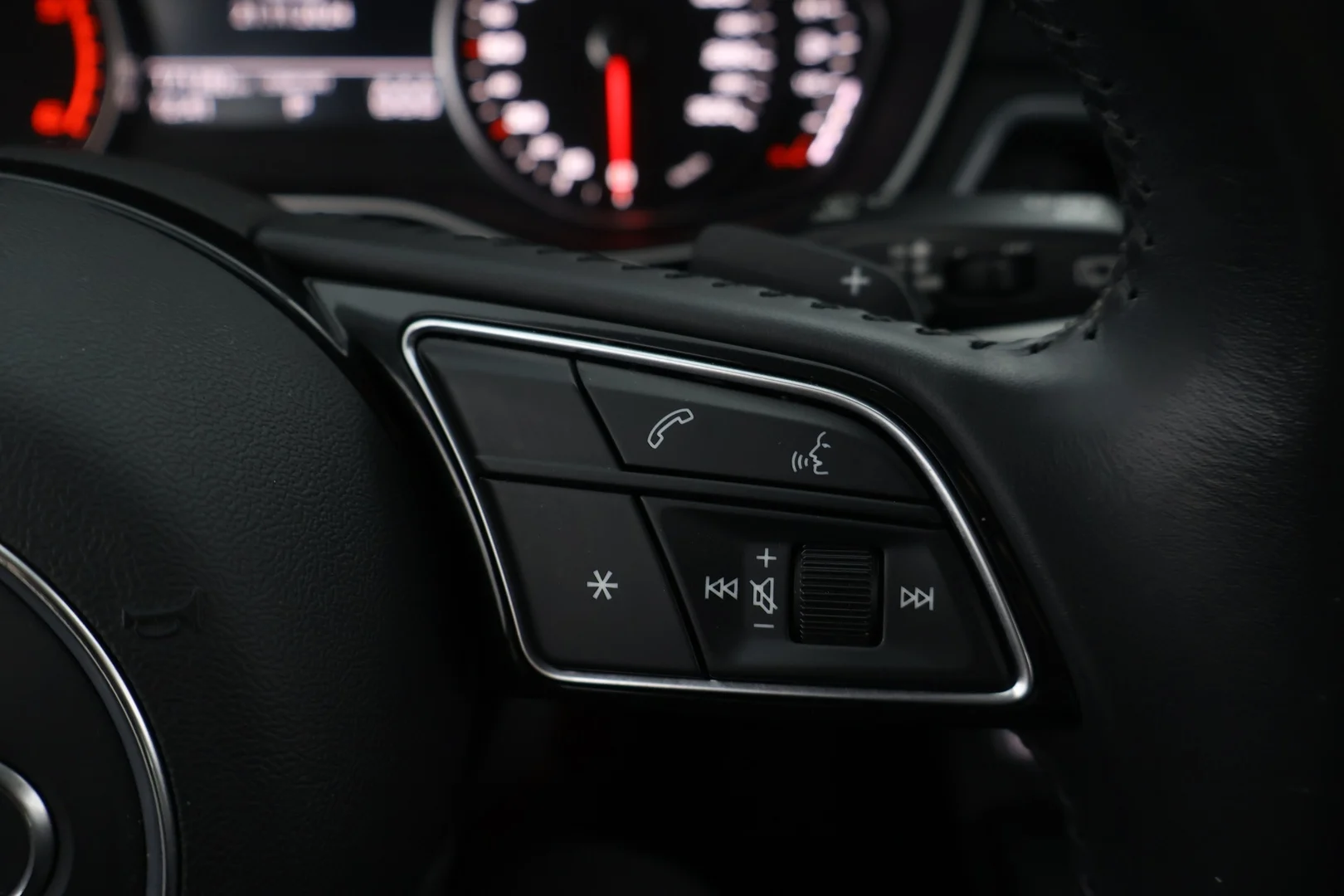 Car Image - 59IUNpT3FCXMvdSlFwkR7u