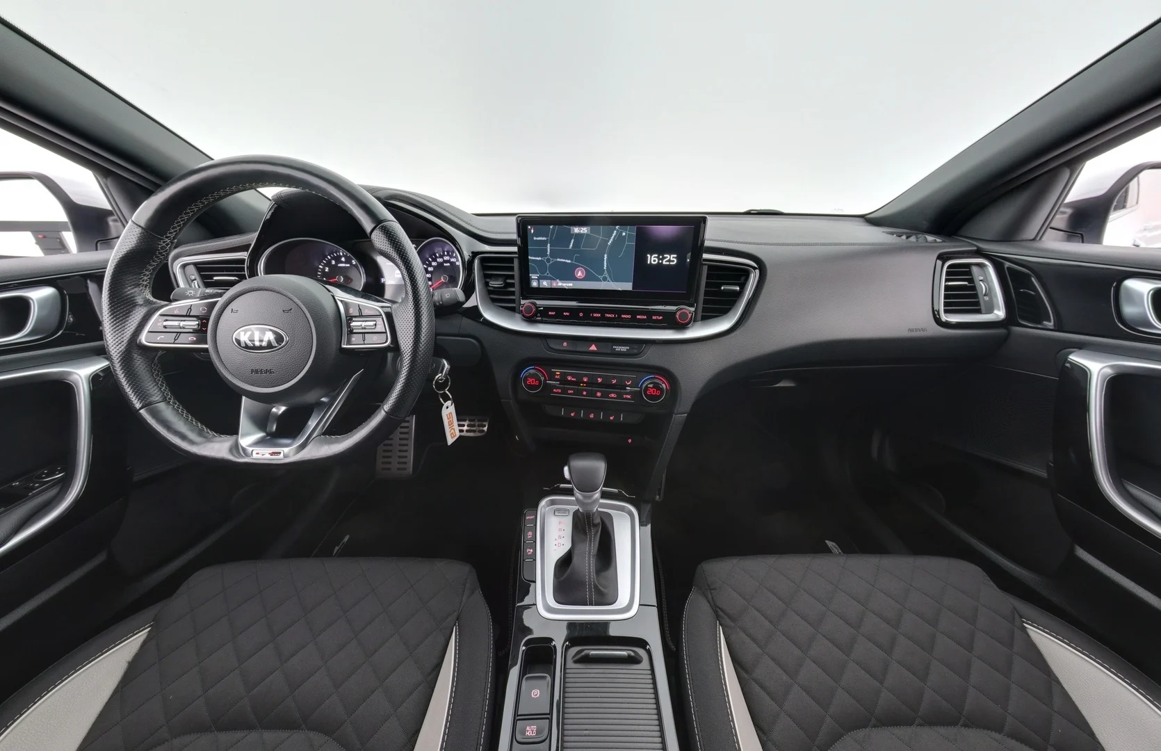 Car Image - 1NjVddsVdvfwiN3dbEWztP