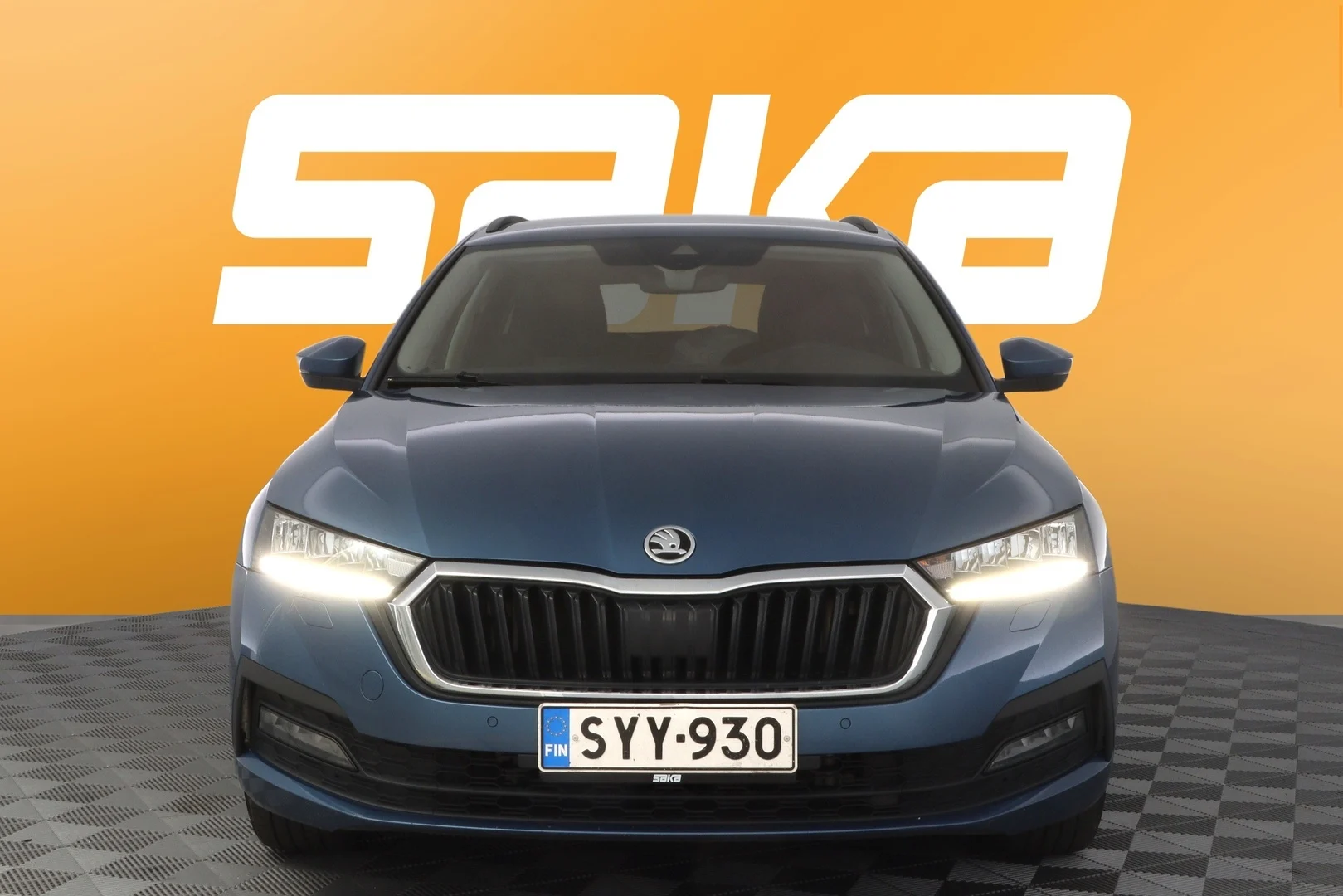 Car Image - 30xM8C4ARiXKRjb9mOaiQf