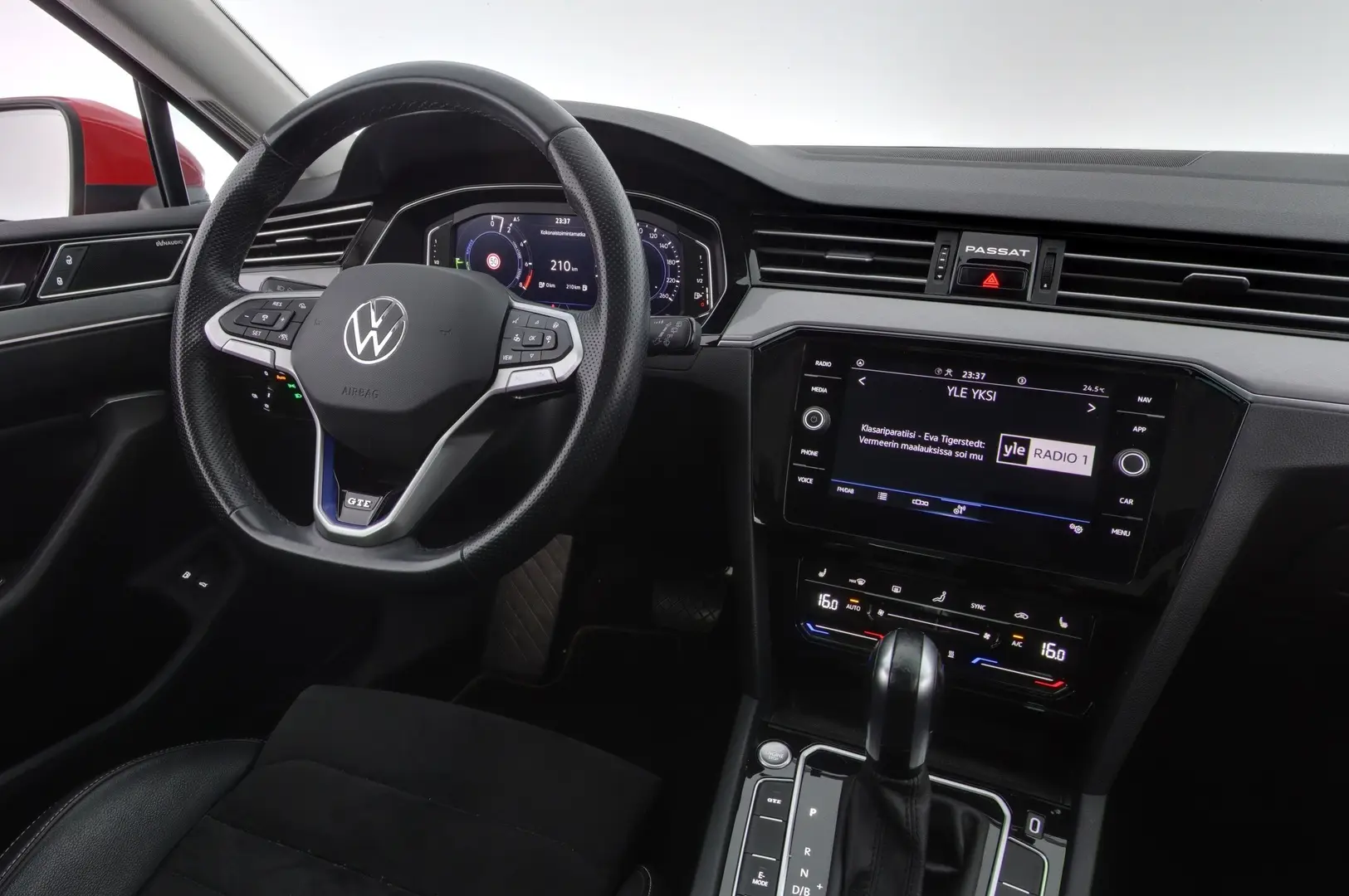 Car Image - chha1U4xxfSk2DhTmcNIB