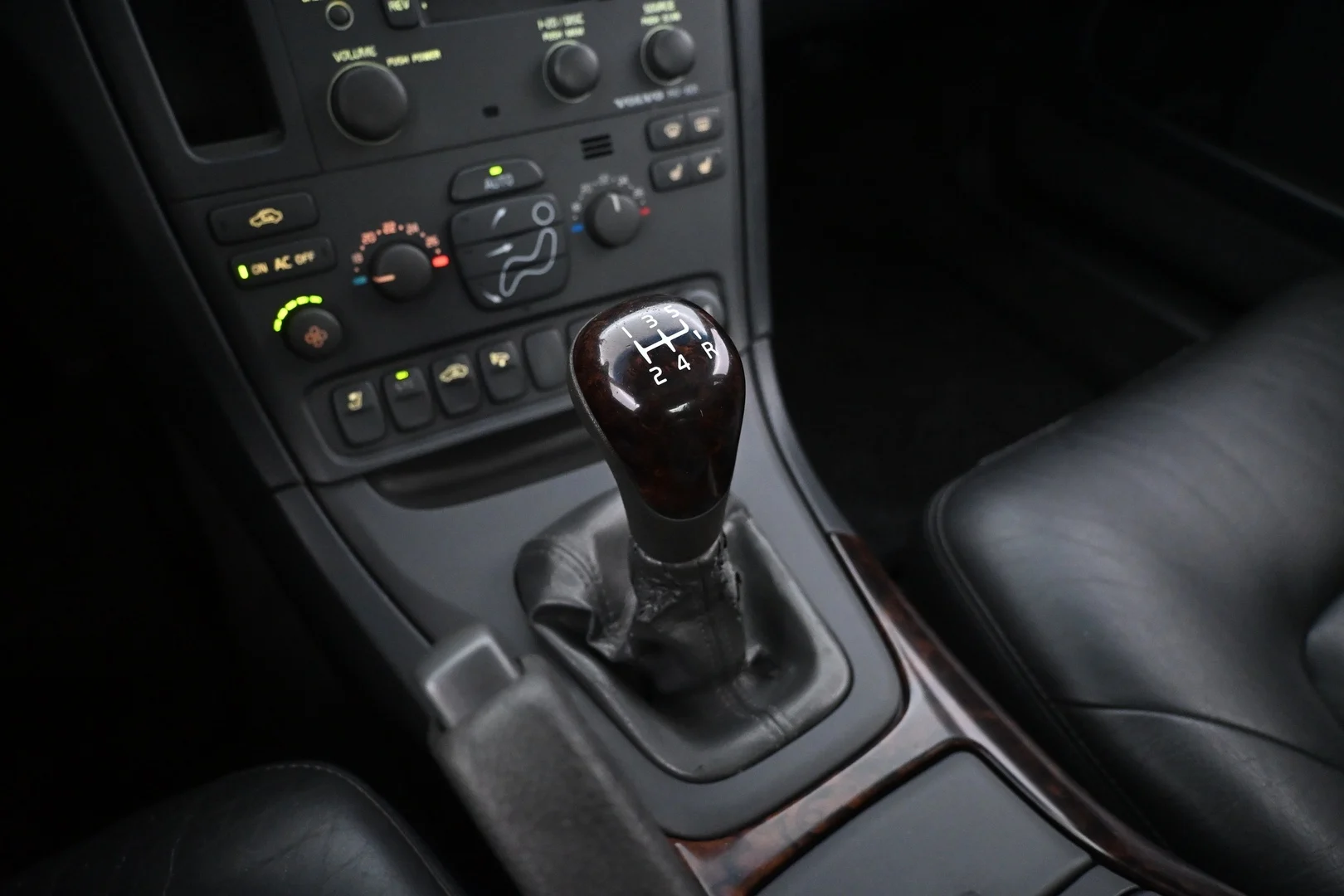 Car Image - 3If7aLyuEh30pLqO8QXHuc