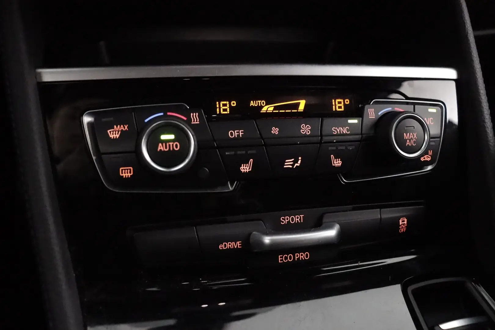 Car Image - 6VKktYSV7ZhGqmeVr3u9y8