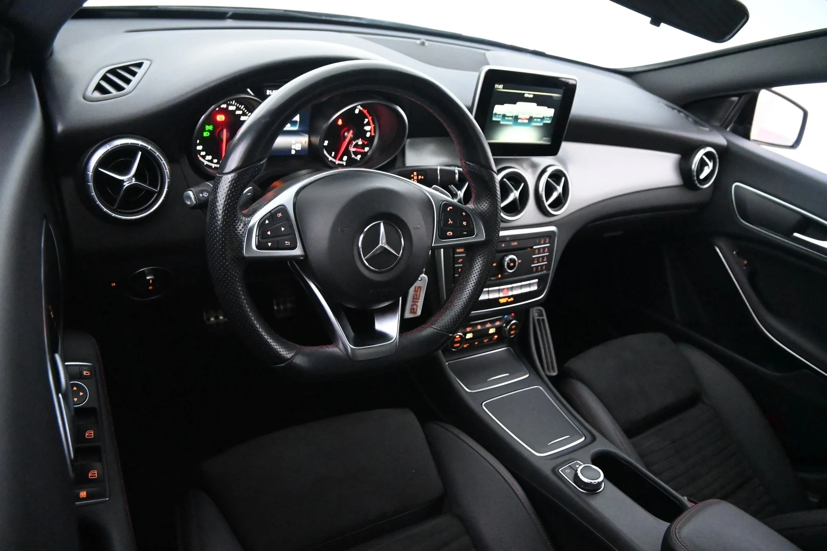 Car Image - 6eVr8jiWH6hOMOeLSJ5IBz