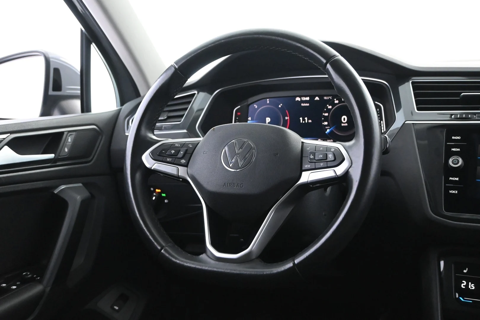 Car Image - 70Se5mDaqb3aVEqFeMXCBk