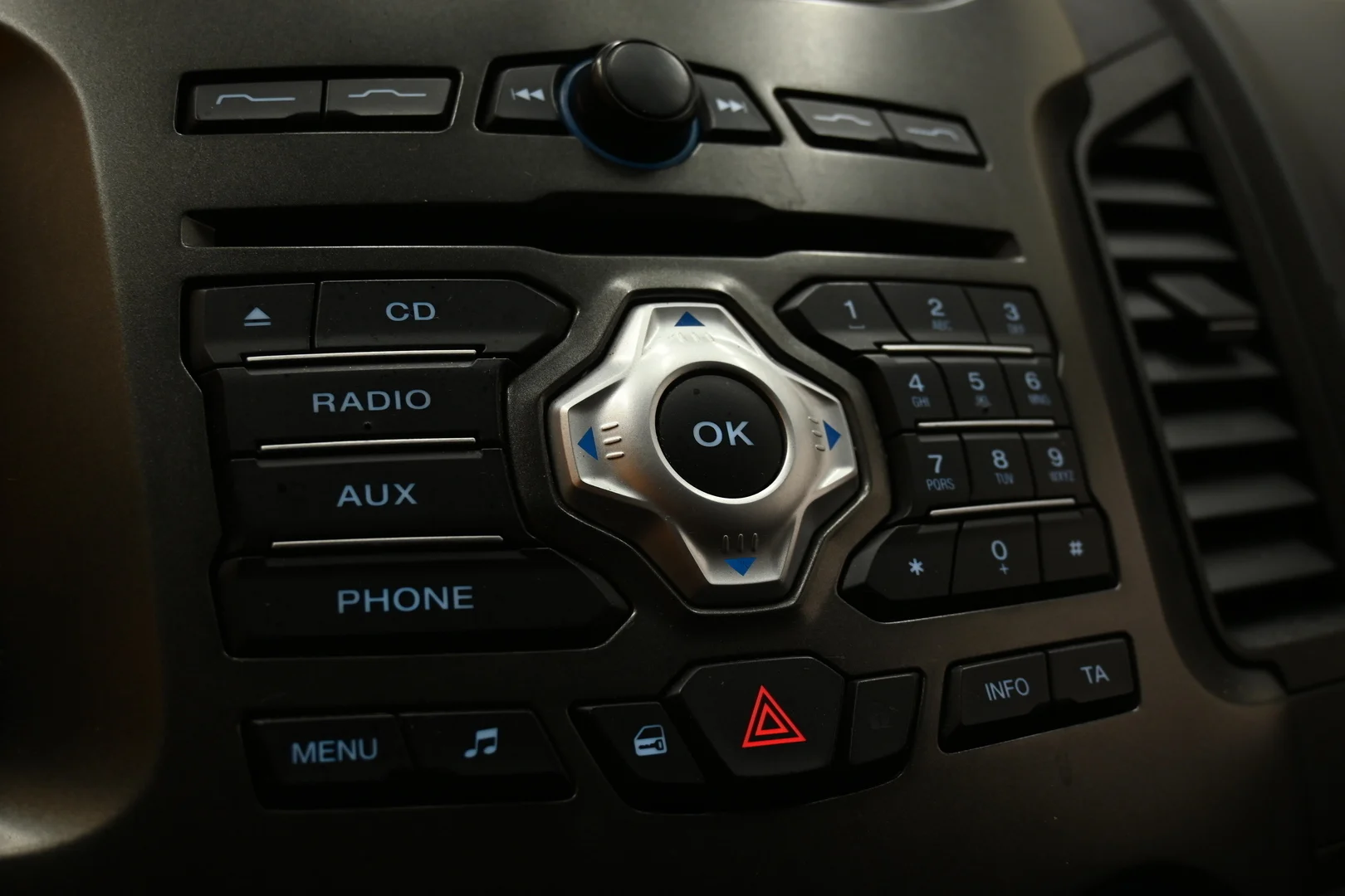 Car Image - 7fU7tcFo8KRK5tAMfmiVW6