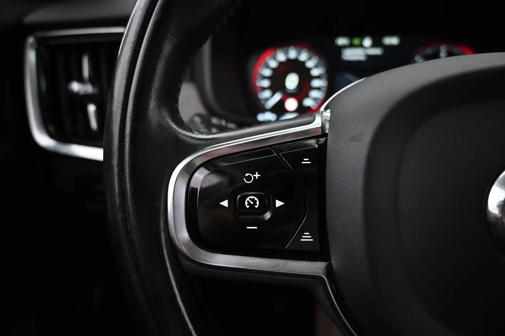 Car Image - 7GZC1StgtwcVLOTgEh3Kxc