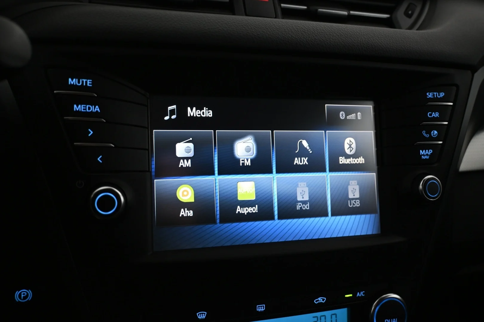Car Image - 1s1MozESM6nDgRcN0X7Ylt