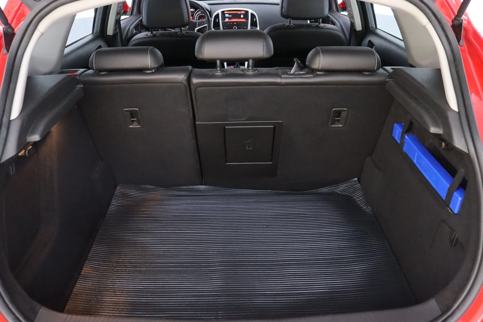 Car Image - 4wgyAS8s6PJ6fxWBNmkmhi
