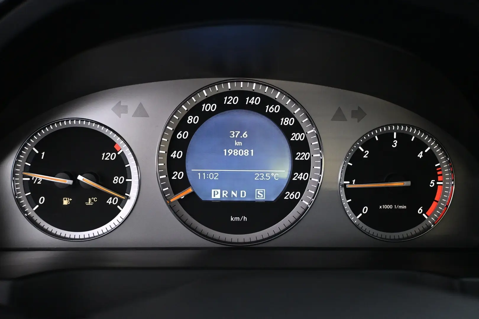Car Image - sQucPQB42NiRSzhr1iV8R