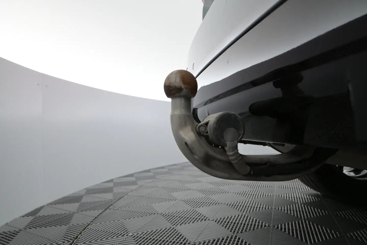 Car Image - 4OJD0xu6UxBAKeXPxZZYpC