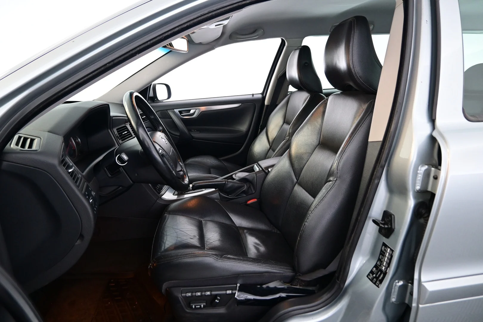 Car Image - L6YQ89PWbfmBuCQqbEgJw