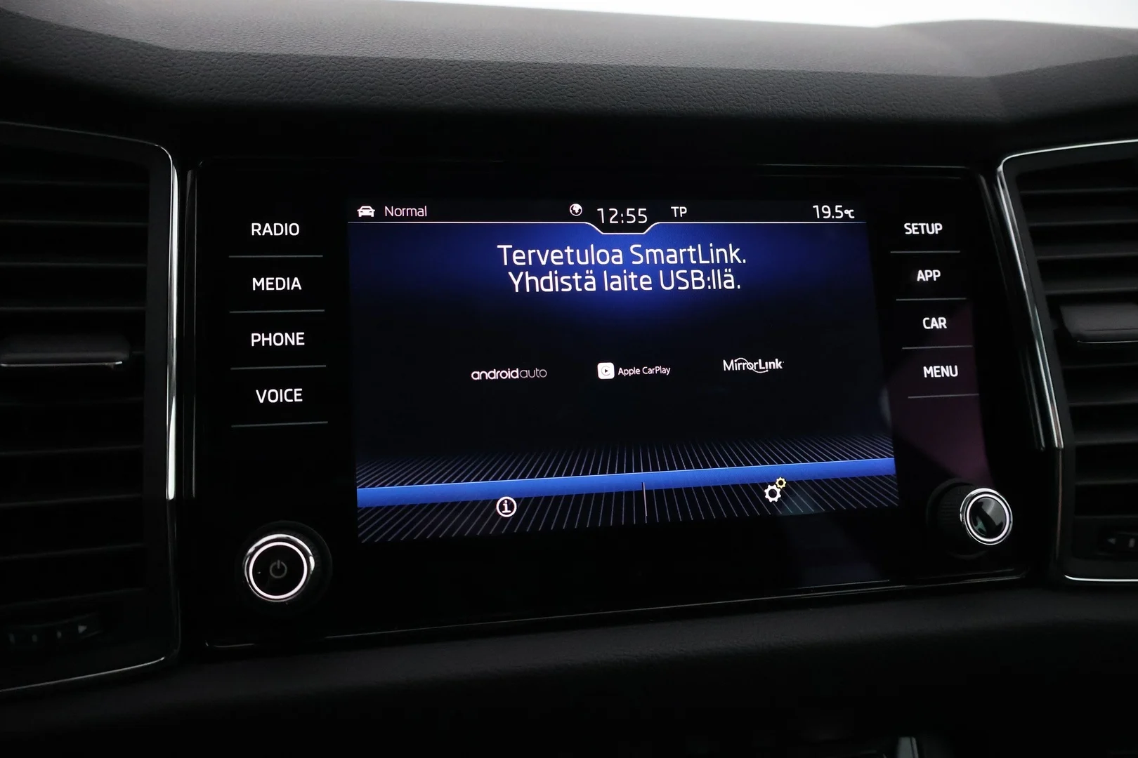Car Image - 6RBc7ZNRr47uSJA3DQgT5X