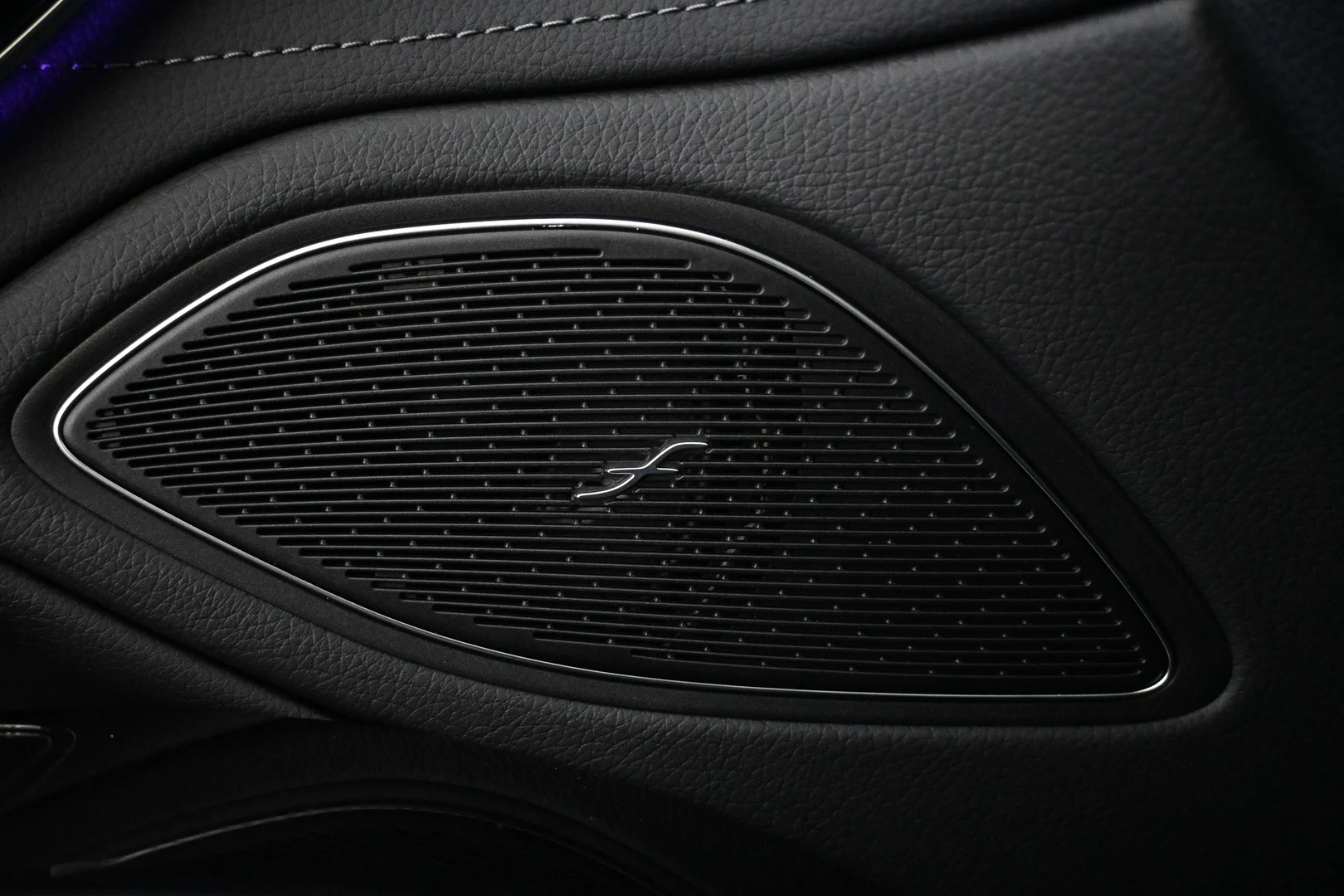 Car Image - 1bFlVXE4y5IaWzhXSGgL1j