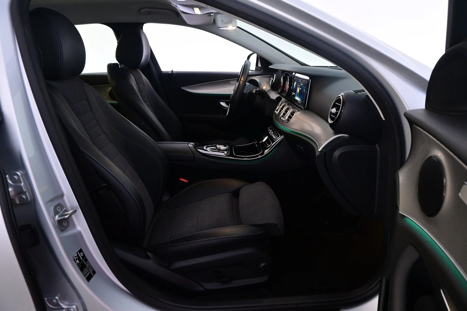 Car Image - 7LrAF3jB2NGg21sVZ9kQiX