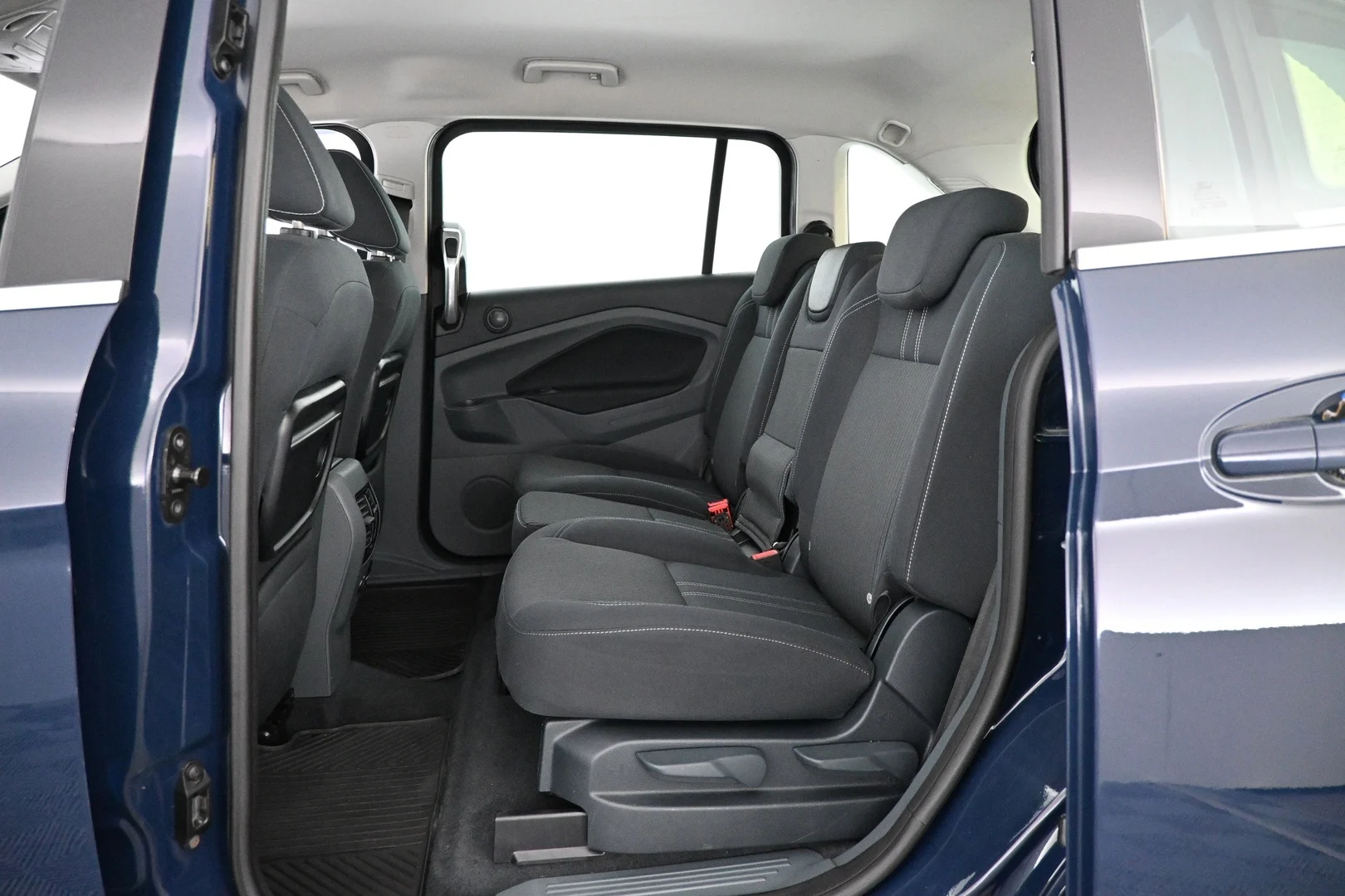 Car Image - 6MSVcH9kDRDtlU67wmY8Cv