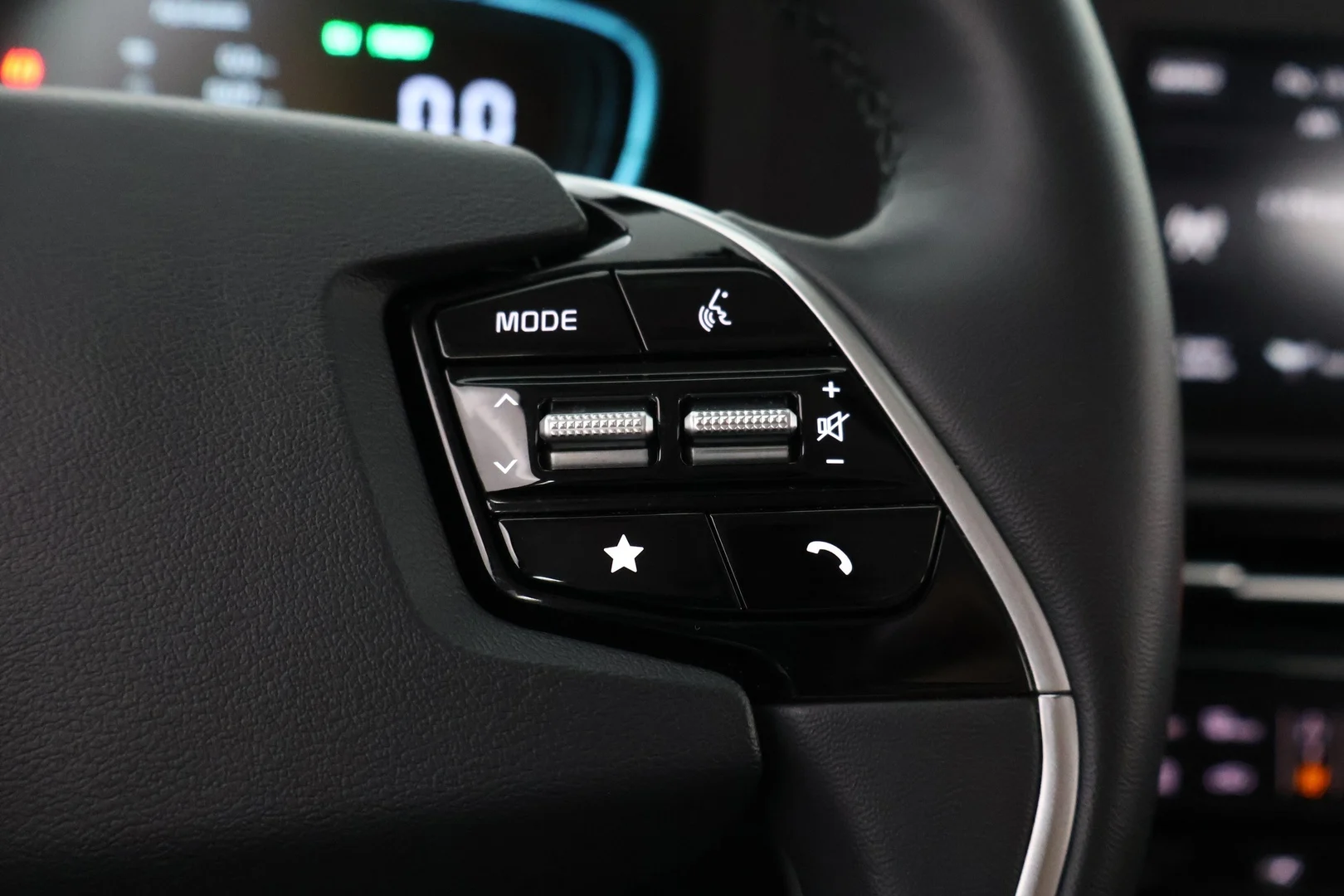 Car Image - 6hX4gtTJaoIBSI8qomWUU8