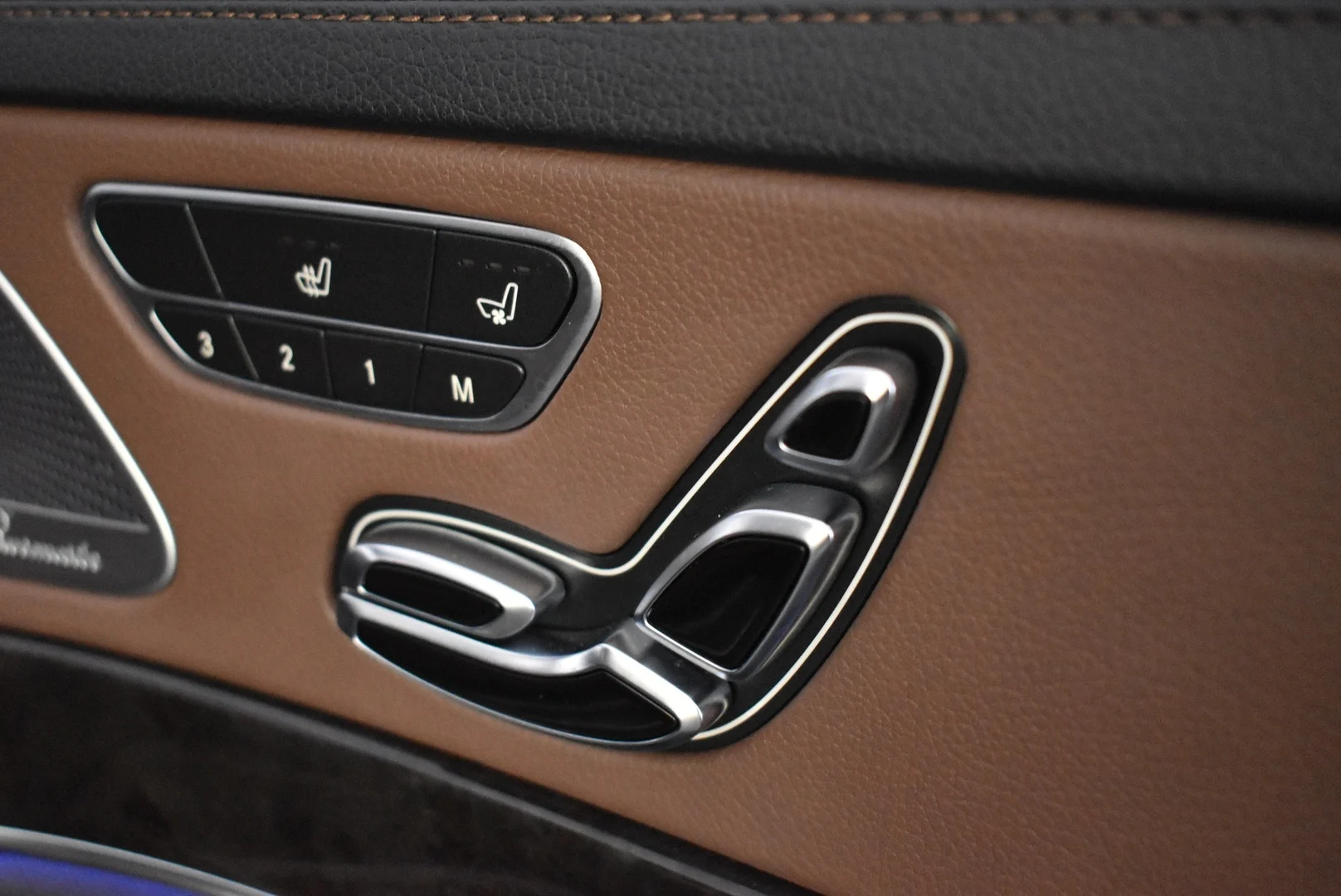 Car Image - 3w5m5XNrxrJYpU0y1IfDzY