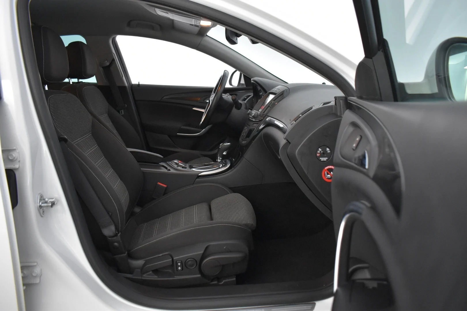 Car Image - 29nYBGg2EpMuv5cq5jclzK