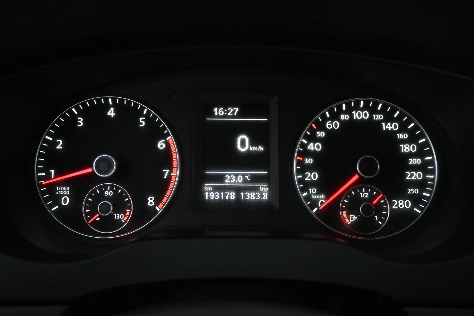 Car Image - 53lsiTqr7sfFz9kvoHIhpb