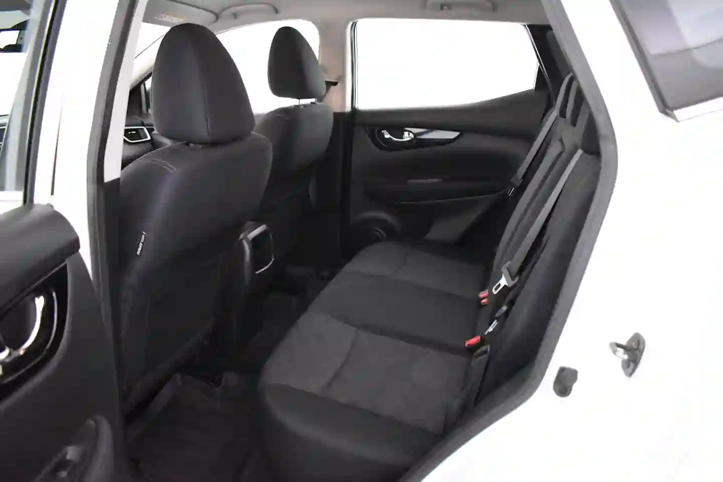Car Image - 1hKwCaj7XqobHRn7uPAZNI