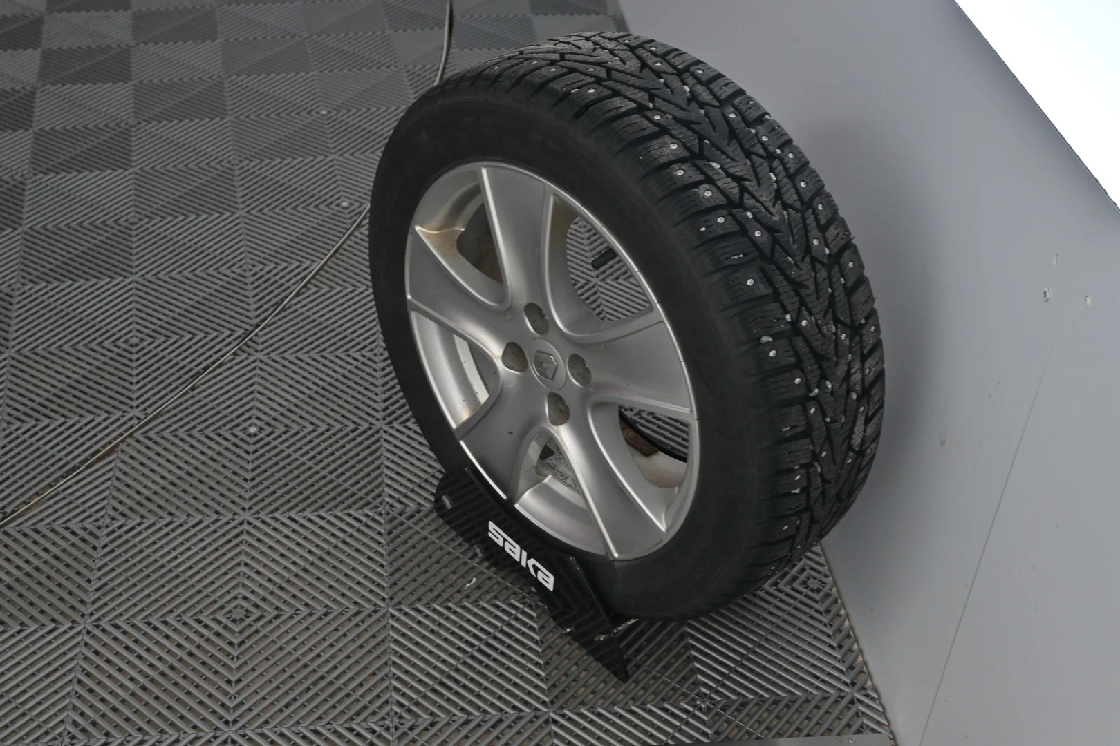 Car Image - 329kYn9MKd25m6SXagusnl