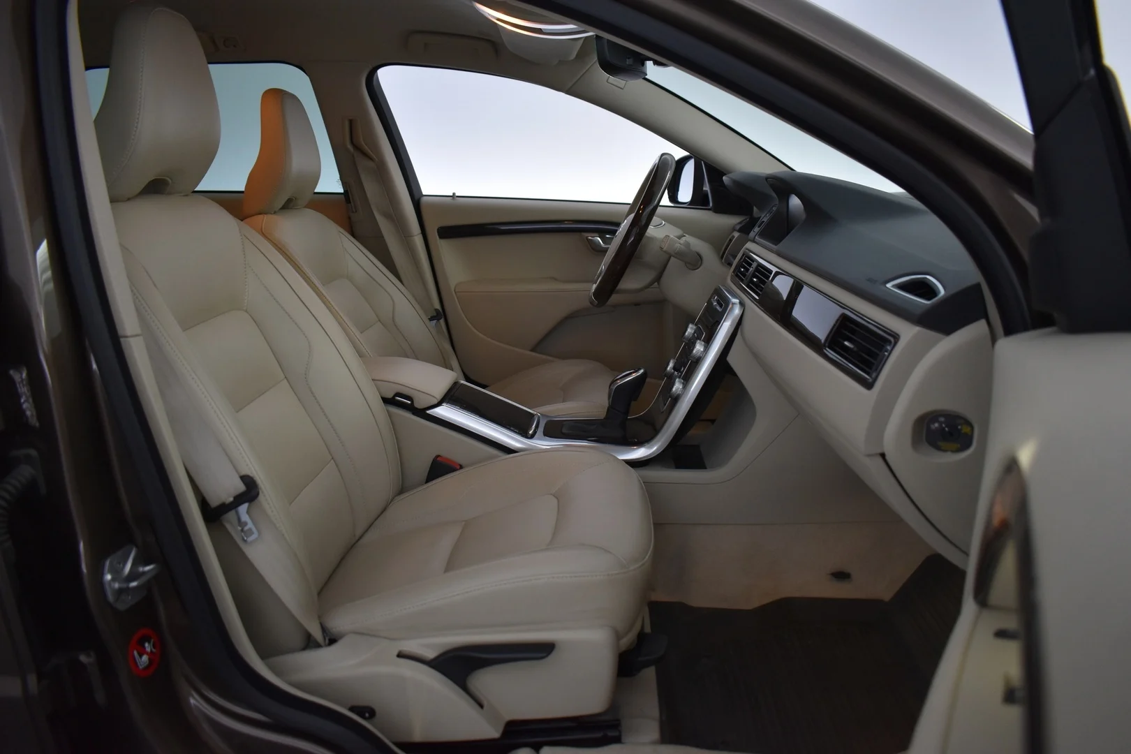 Car Image - 1OKxRQtFtiOLdXLsXKW8bl