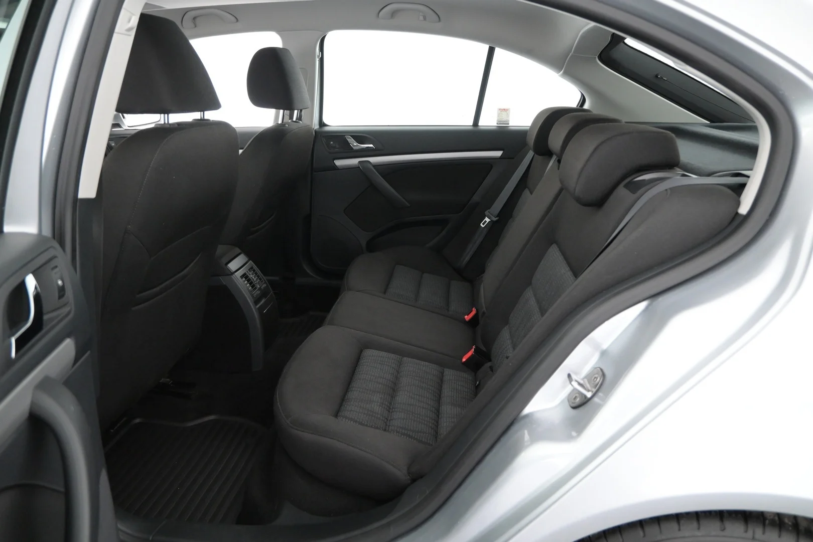 Car Image - 2zrDk9AeDntnqM2LsiRzbS