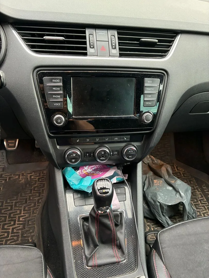 Car Image - 3kUgt54nltf7PWx54mkp5U