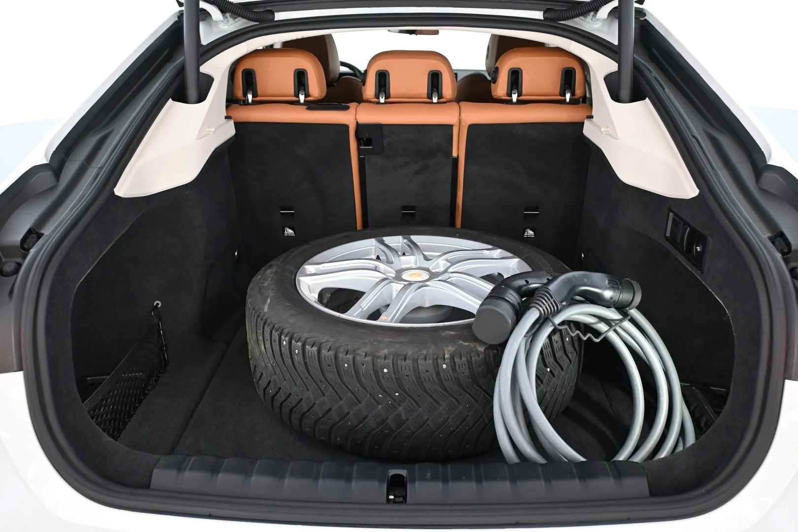 Car Image - 5wWO2WTuSWsNmYjupsydfE