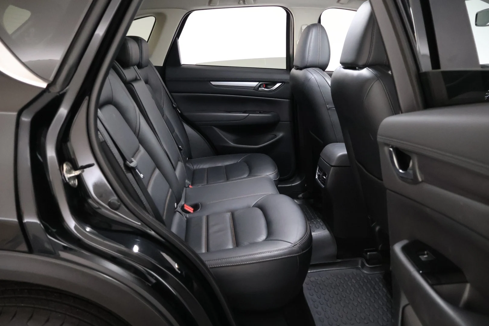 Car Image - 2wUh6dowWYSHCQilivXHGb