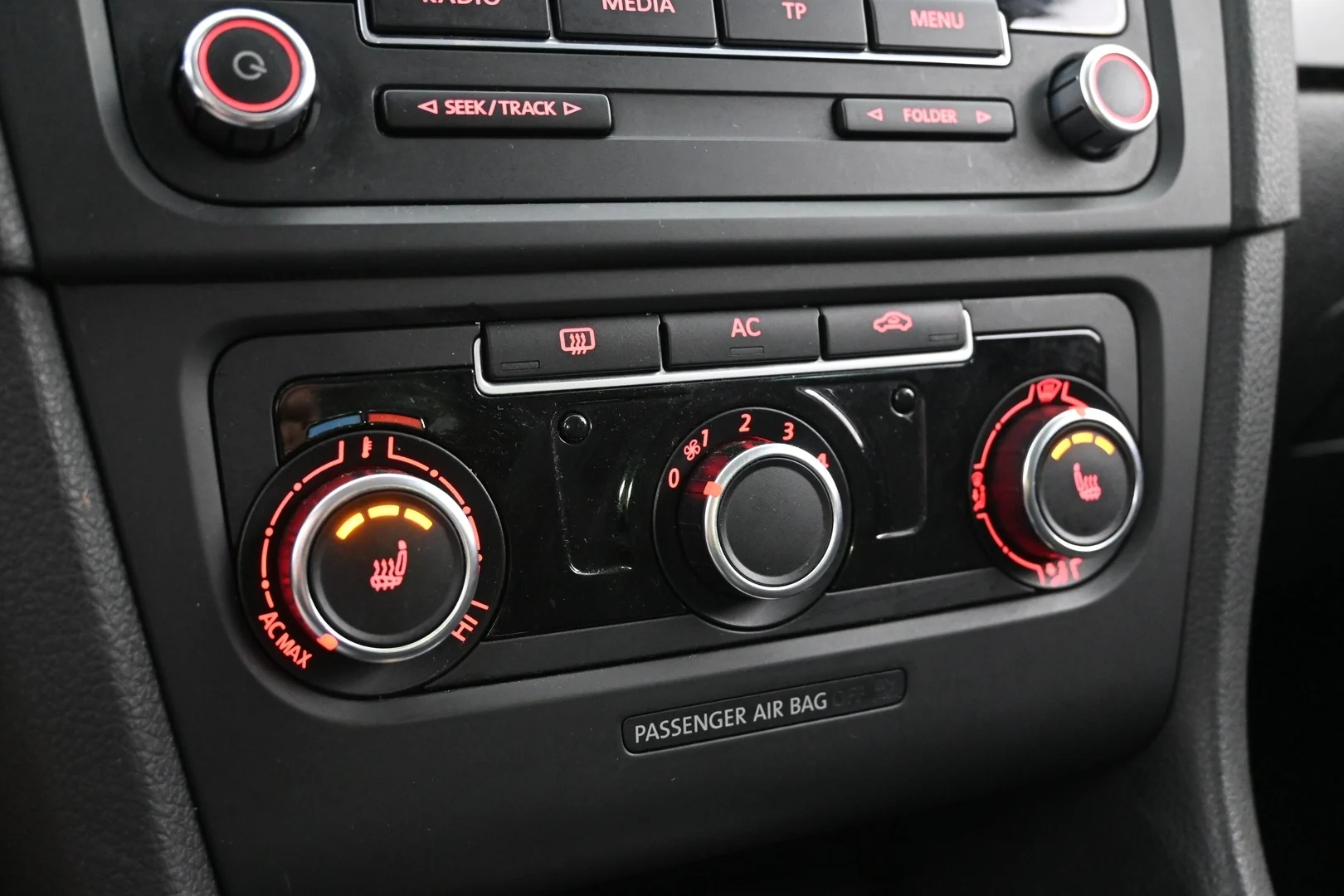 Car Image - mURkkdeqWaHP2vBiMcnSJ