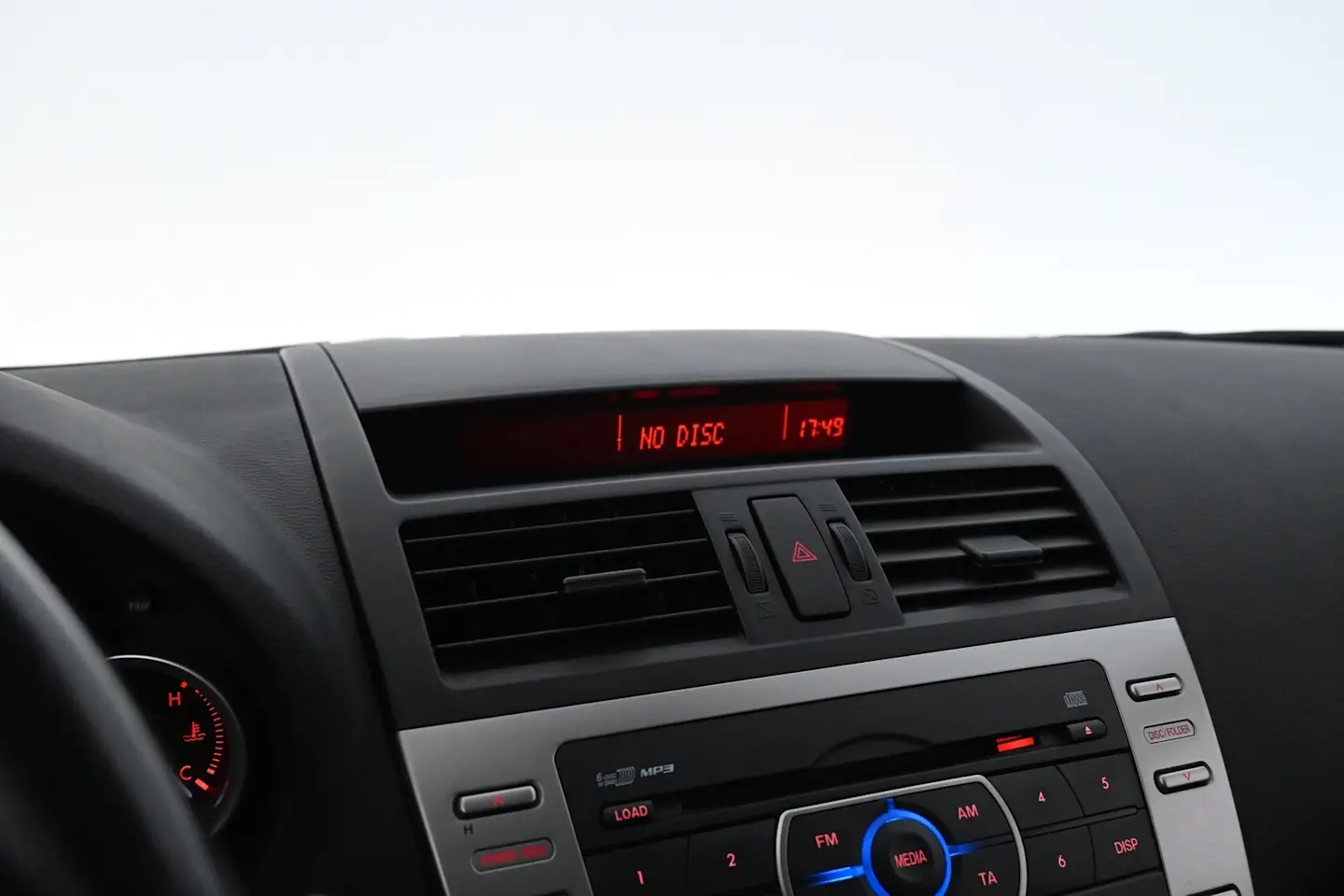 Car Image - 2fDMDo0DqeUfq2lViGBzrX