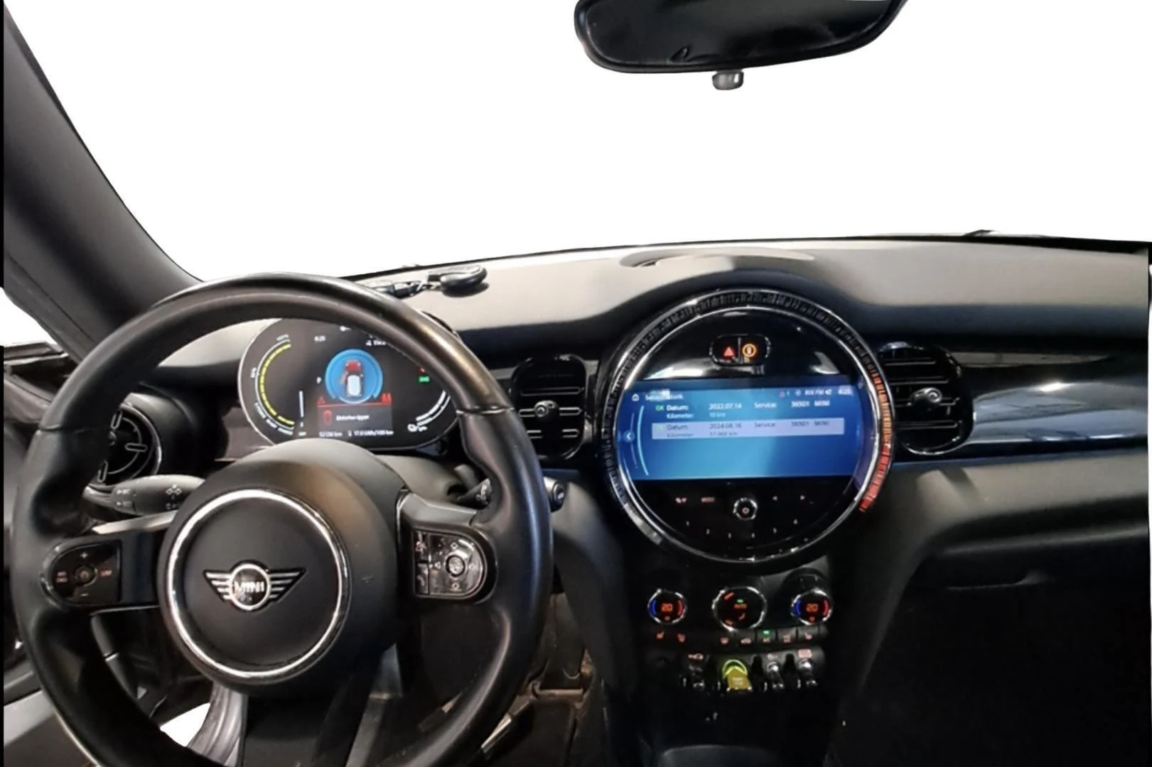 Car Image - 7n0kUmaQM71VImx64YKxsO